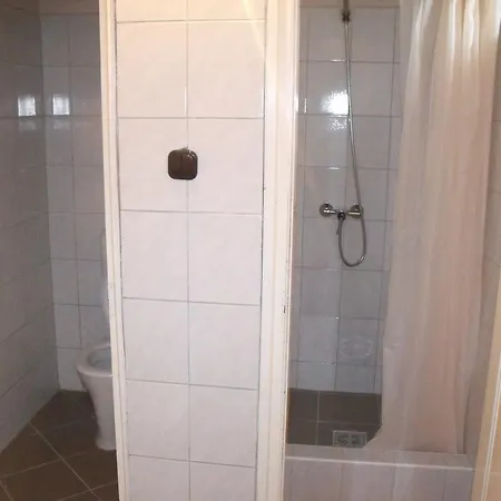 Pensión Borostyan Vendeghaz